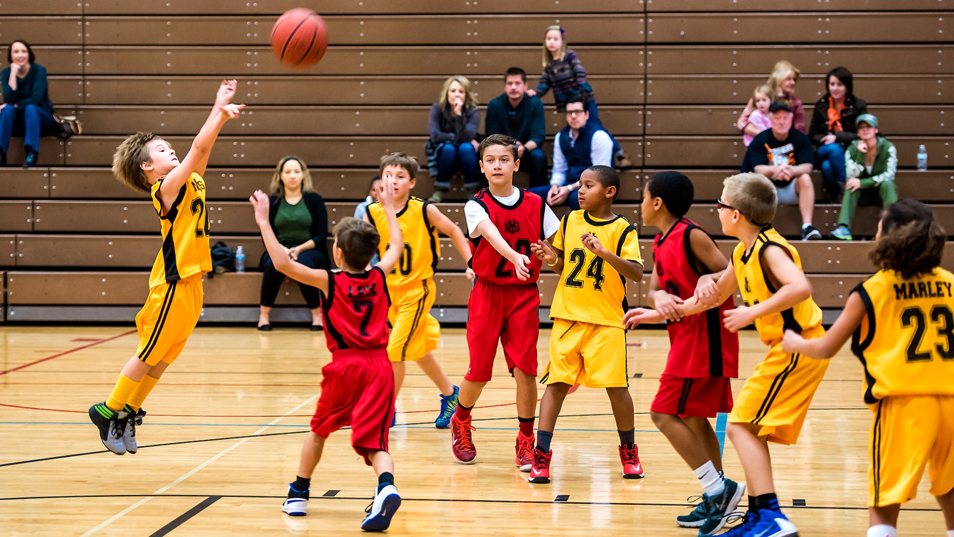 Basketball 